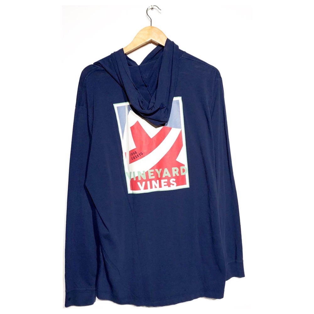 Vineyard vines t shirt hoodie